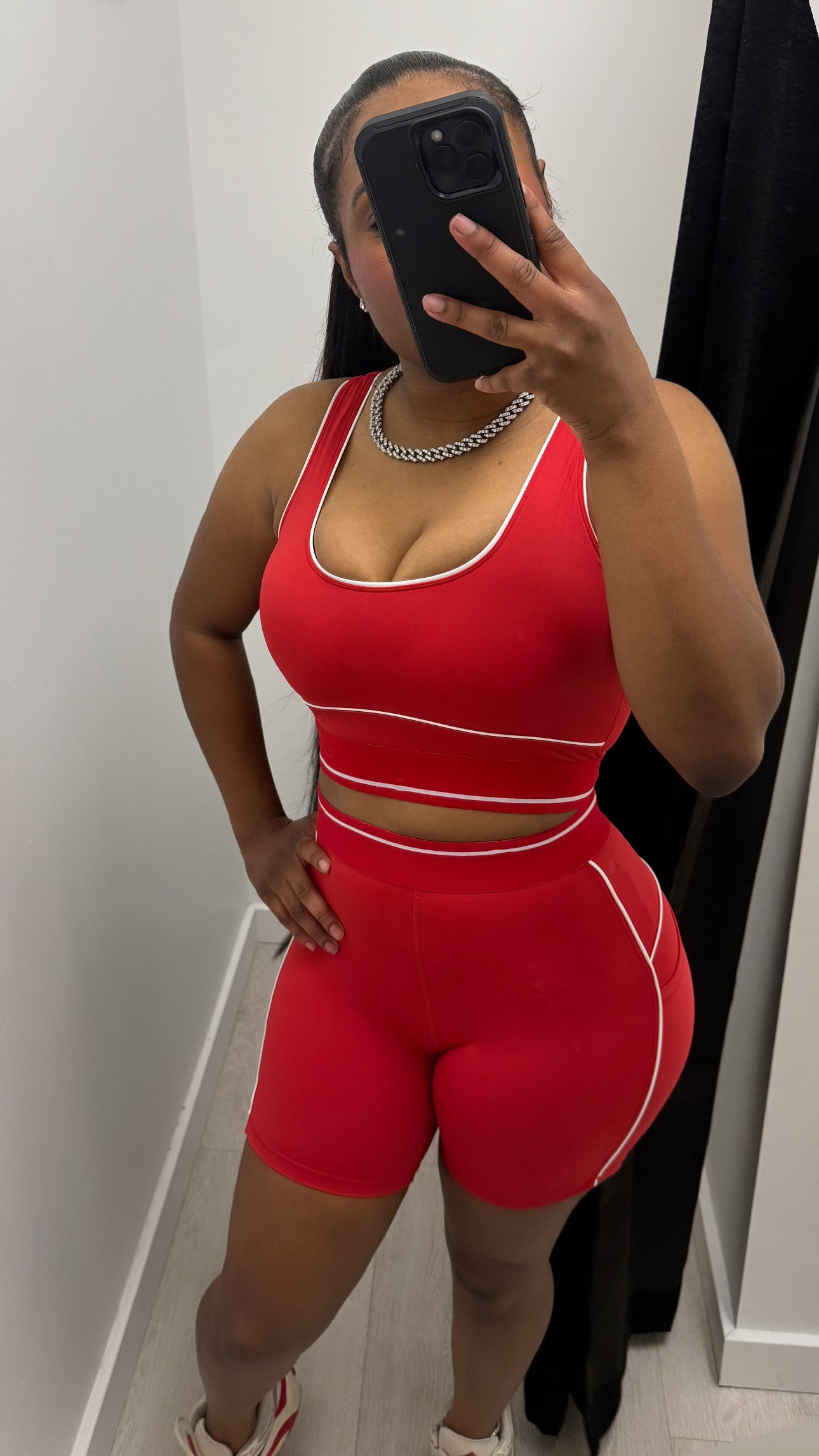 IN LINE SHORT SET